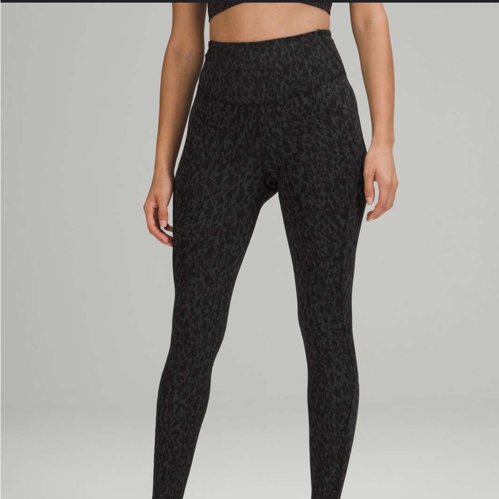 Lululemon leggings size 20 leopard camo print